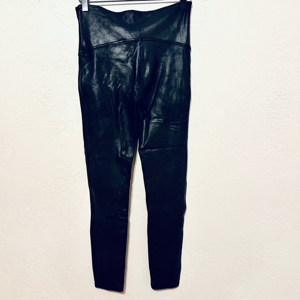 SPANX Faux Leather Shiny Black Leggings size L EUC - Picture 6 of 6